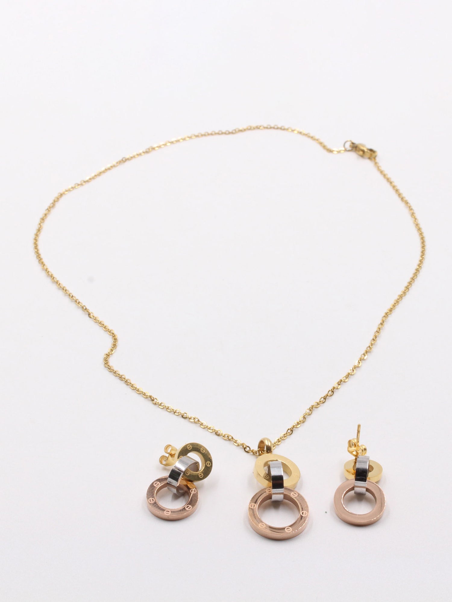 طقم كارتير لوف اطقم CARTIER