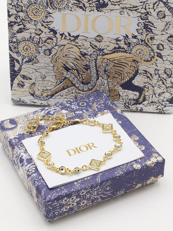 سوار ناعمة ديور ستونز لوقو اسواره dior ذهبي