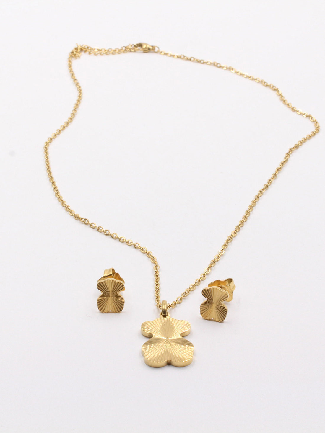 طقم توس ناعم ذهبي اطقم دبدوب