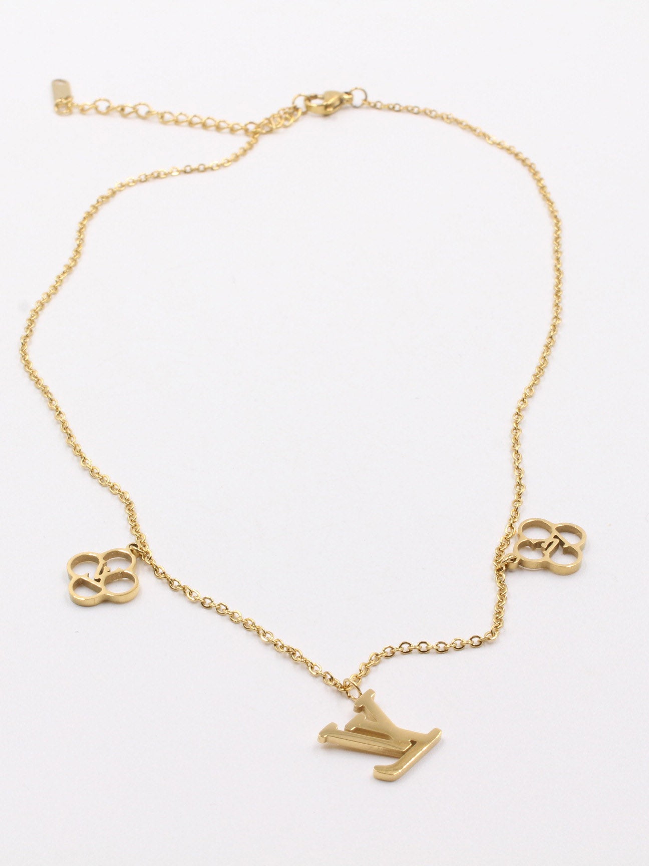 سلسال لويس فيتون قولد سمبل بندنت سلسال louis vuitton