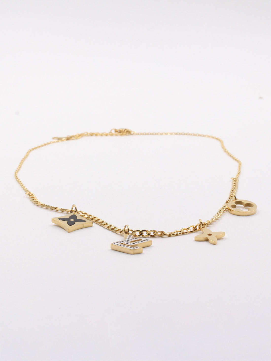 سلسال لويس فيتون قولد بندنتز سلسال louis vuitton