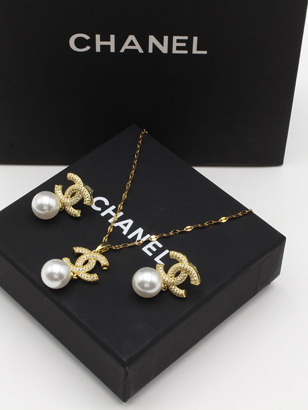 طقم شانيل 2 قطع ميني ستون لولو اطقم chanel