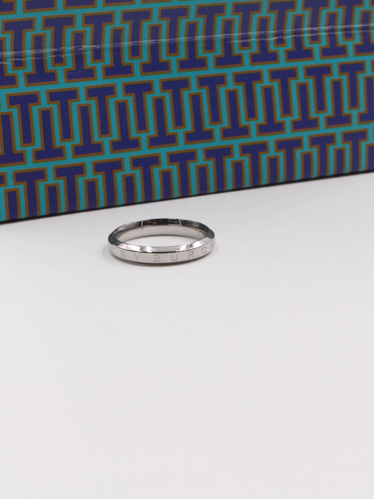 دبله توري بورش خواتم tory burch فضي 4