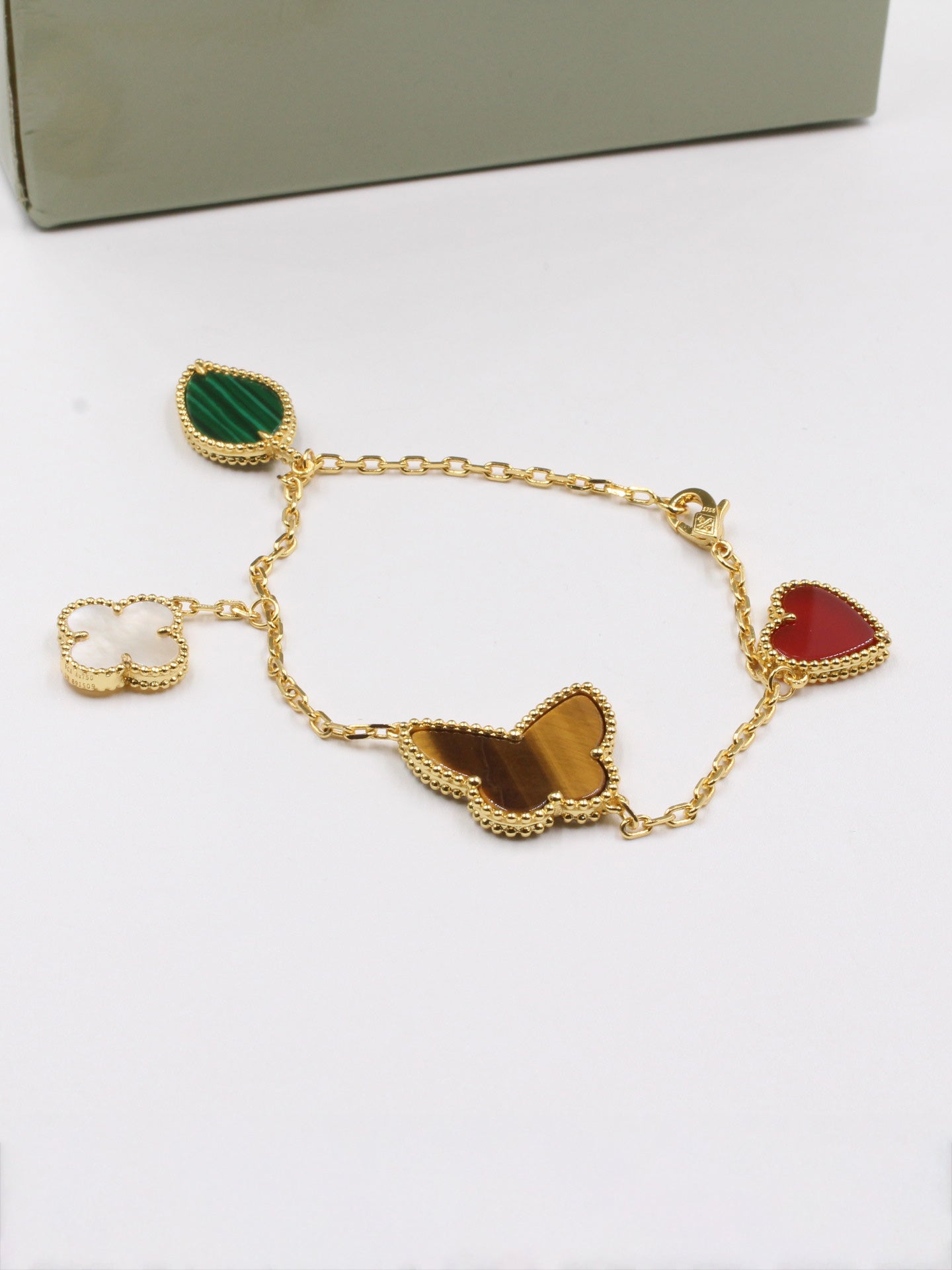 اسوارة فان كليف ملتي بنتدنس ملون اسواره van cleef
