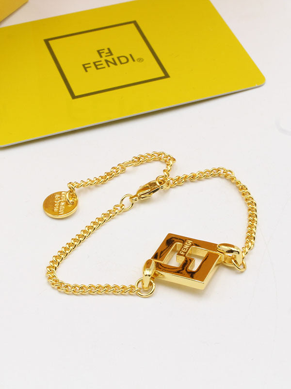 اساور فندي سكوير ميتال لوقو اسواره fendi ذهبي