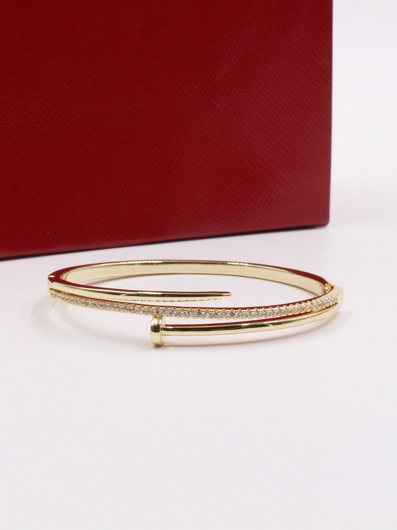 اسوارة كارتير مسمار زركون دبل لاينز اسواره CARTIER ذهبي