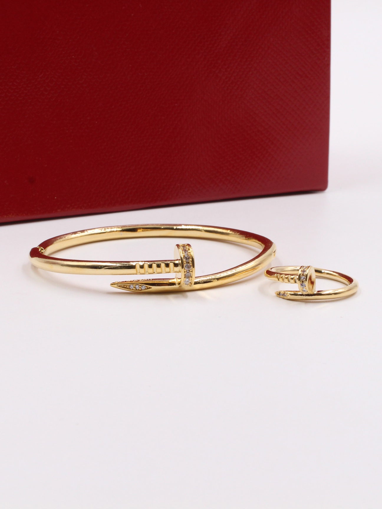 اسوارة كارتير مسمار زركون مع خاتم بناتي اسواره CARTIER ذهبي 5