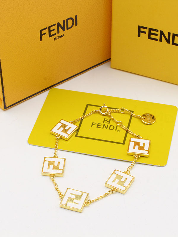 اساور فندي سكوير وايت لوقو اسواره fendi