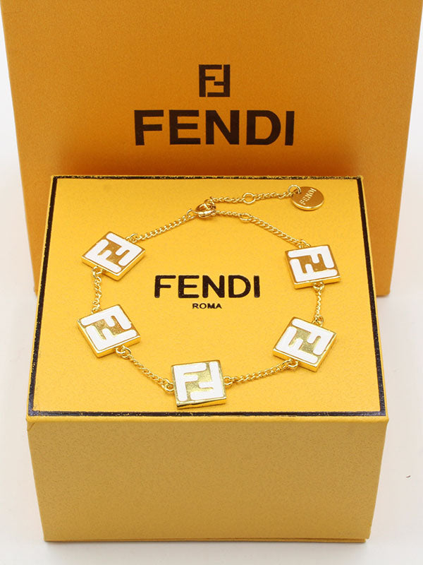 اساور فندي سكوير وايت لوقو اسواره fendi
