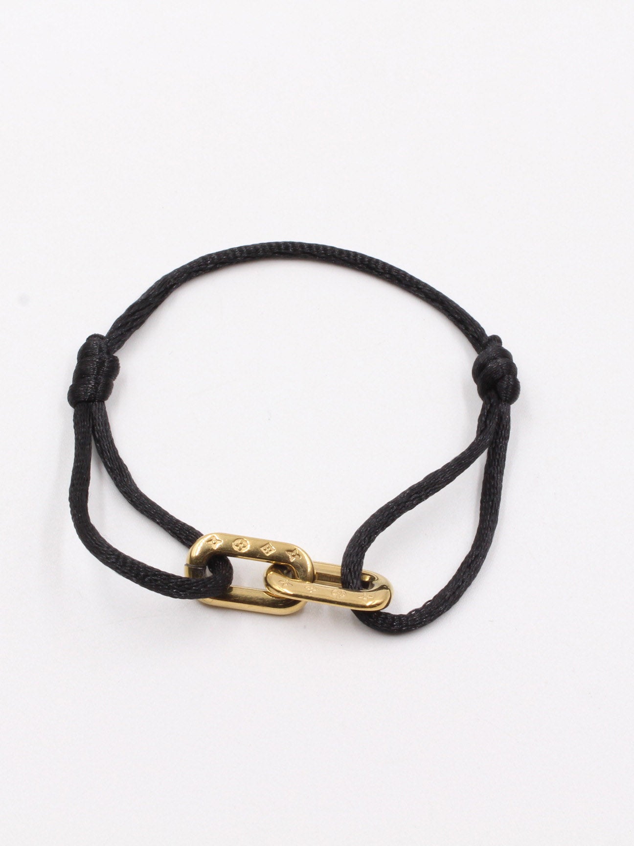 اسوارة لويس فيتون خيط اسواره louis vuitton