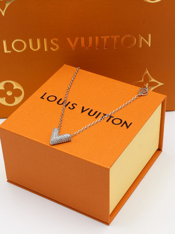 سلسال لويس فيتون زركون V سلسال louis vuitton