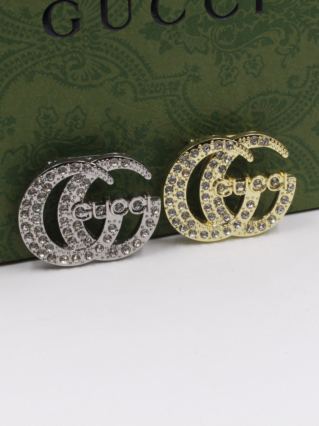 بروش قوتشي كريستال لوقو بروش gucci