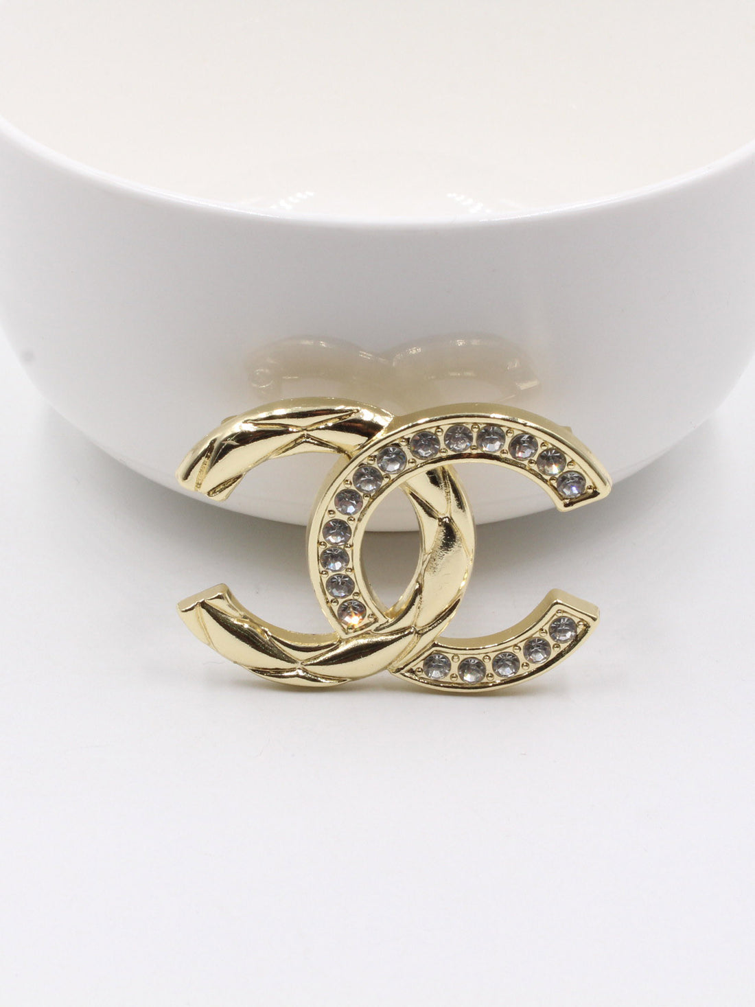 بروش شانيل كريستال بروش chanel