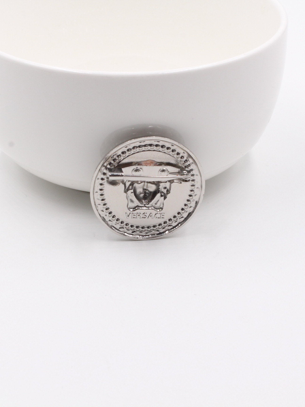 بروش فيرساتشي بروش versace