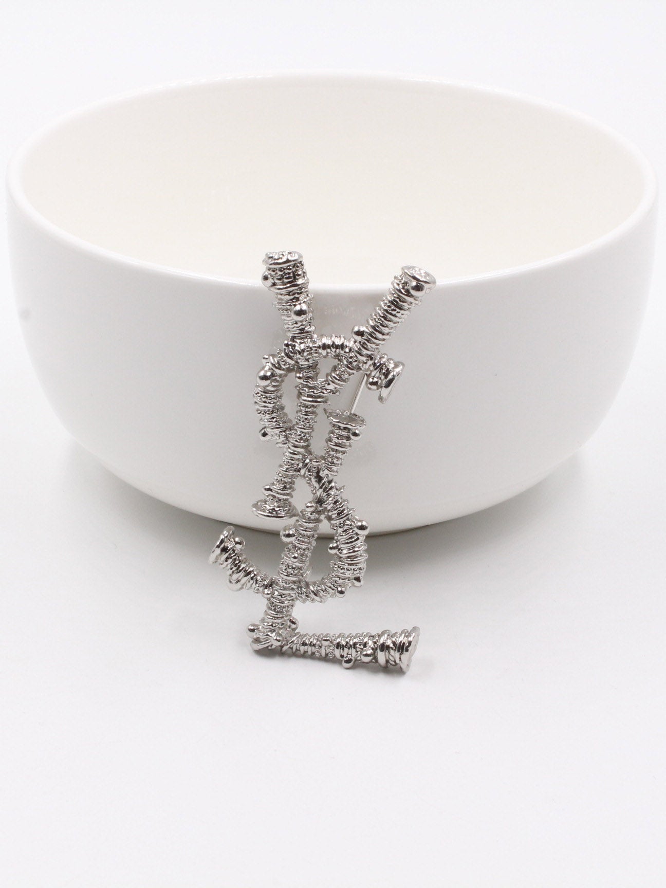 بروش ايف سان لوران انتيك بروش ysl فضي