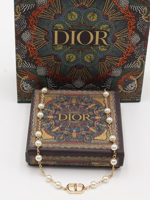 سلسال ديور لولو لوقو سلسال dior ذهبي