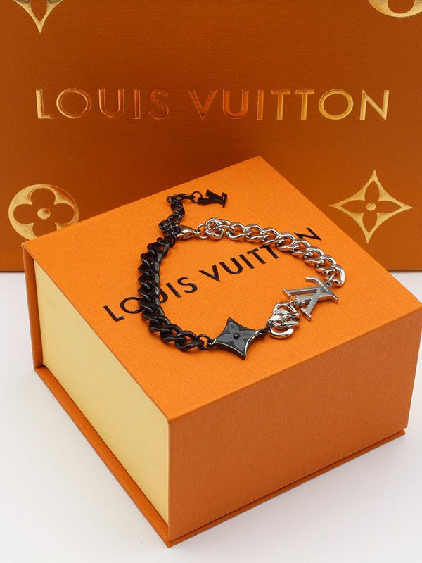 اساور لويس فيتون هاف بلاك اسواره louis vuitton
