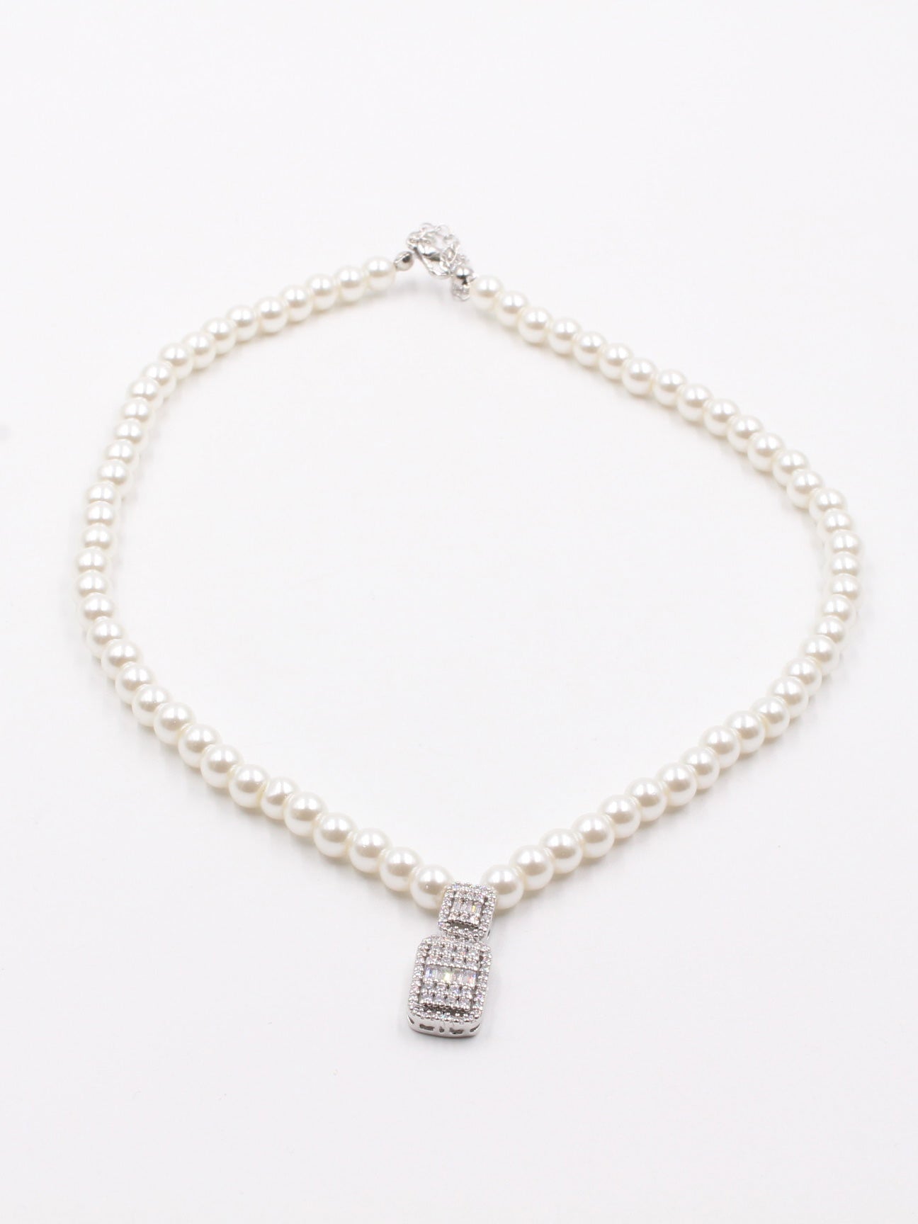 عقد لولو زركون ناعم سلسال jewel