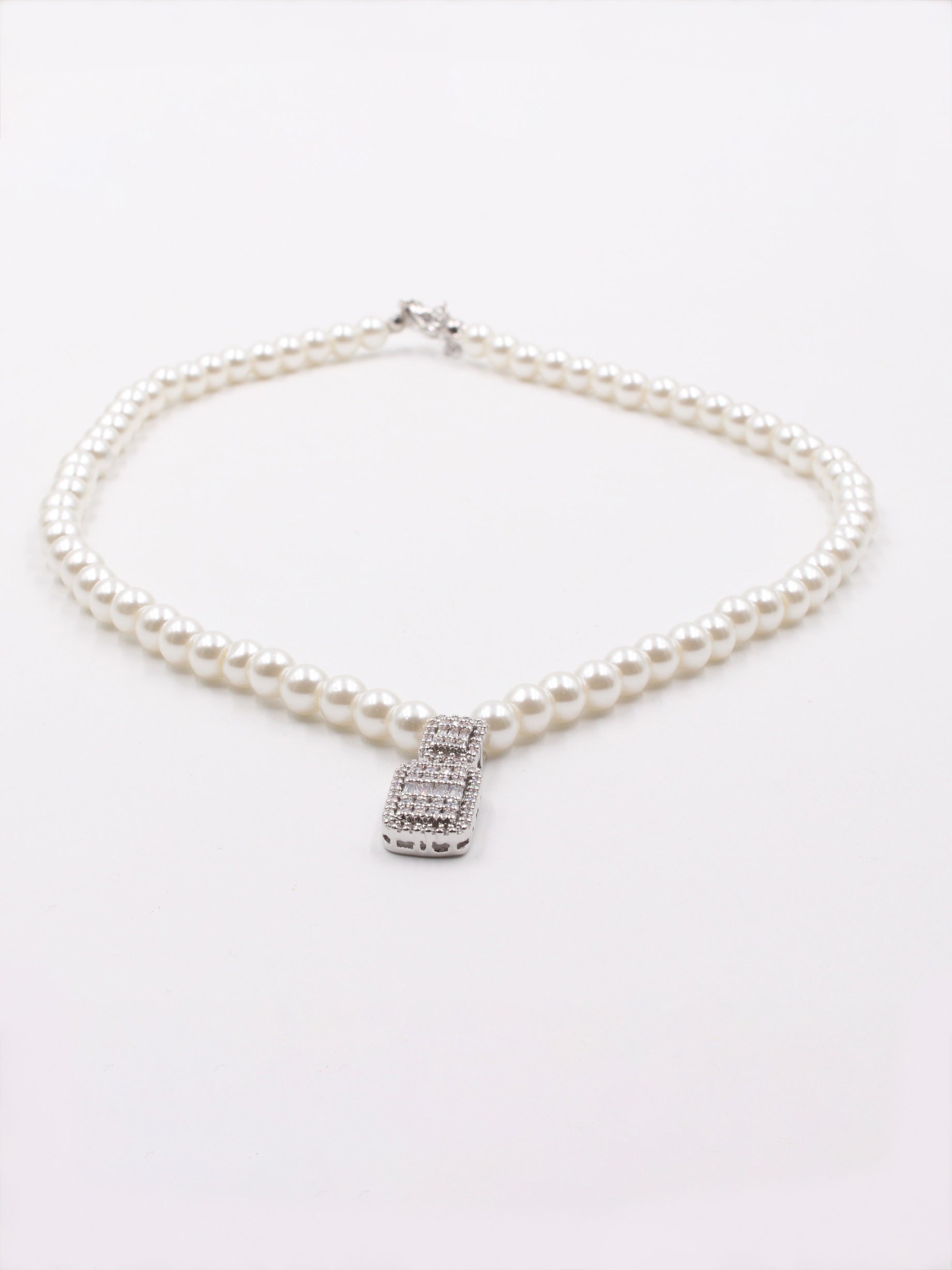 عقد لولو زركون ناعم سلسال jewel فضي