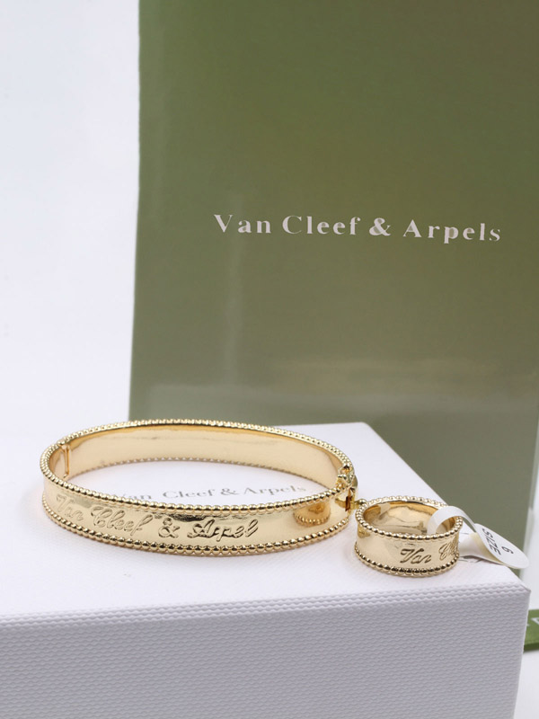 اسوارة وخاتم فان كليف اسواره van cleef ذهبي 6