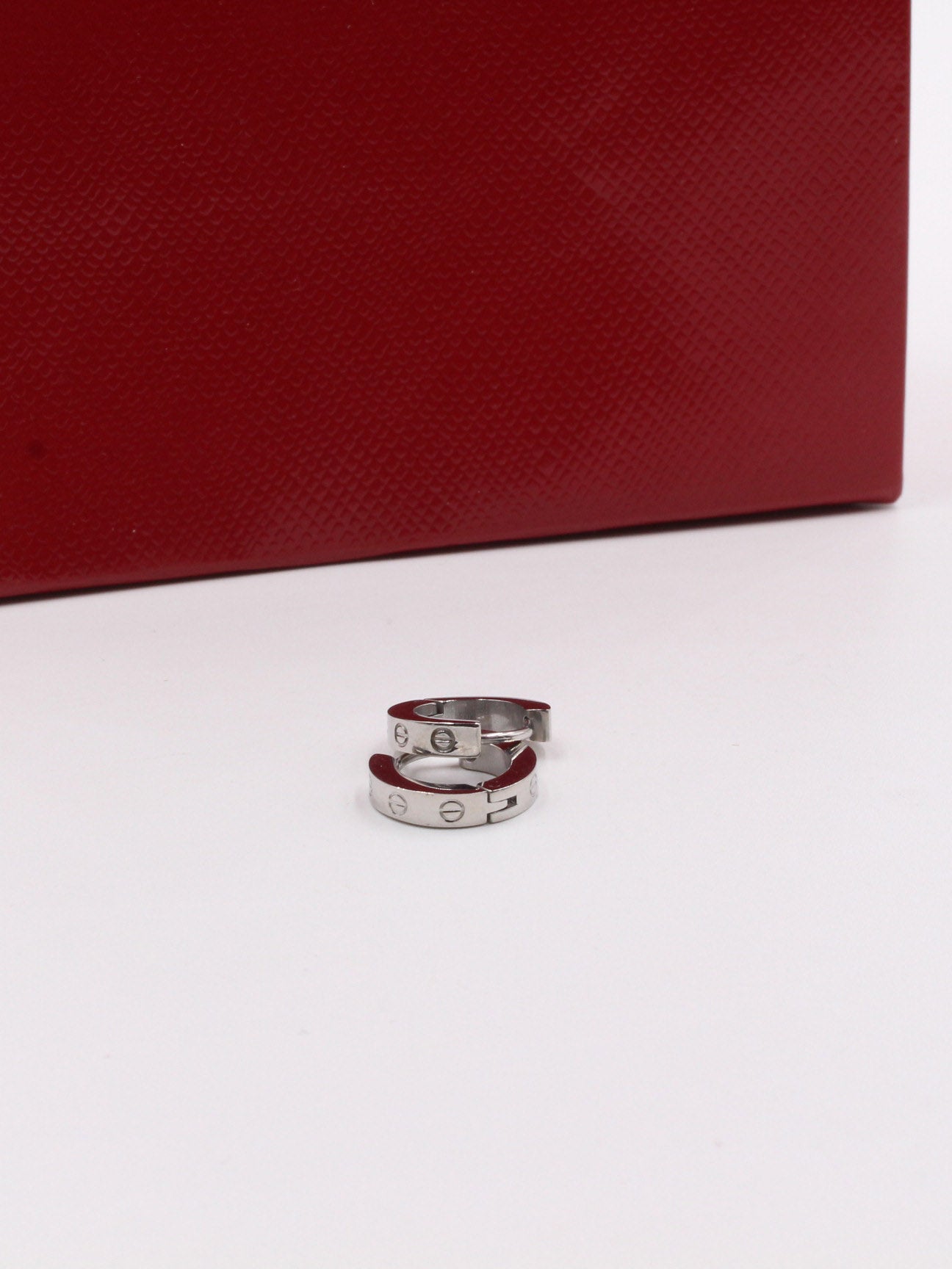 حلق كارتير صغير حلق CARTIER فضي