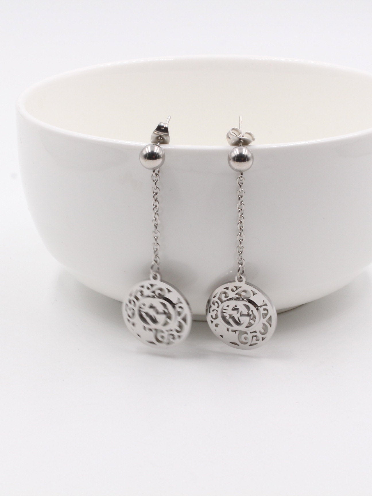 حلق قوتشي طويل حلق gucci فضي