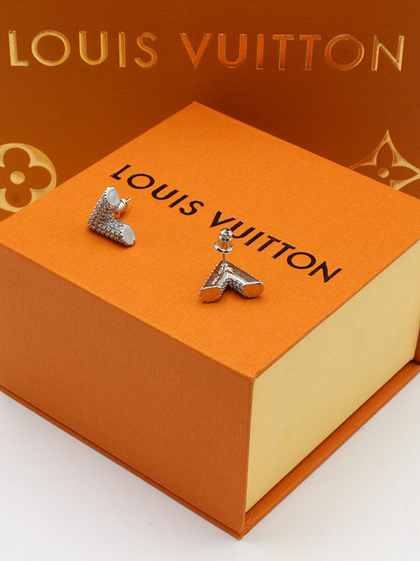 حلق لويس فيتون زركون V حلق louis vuitton