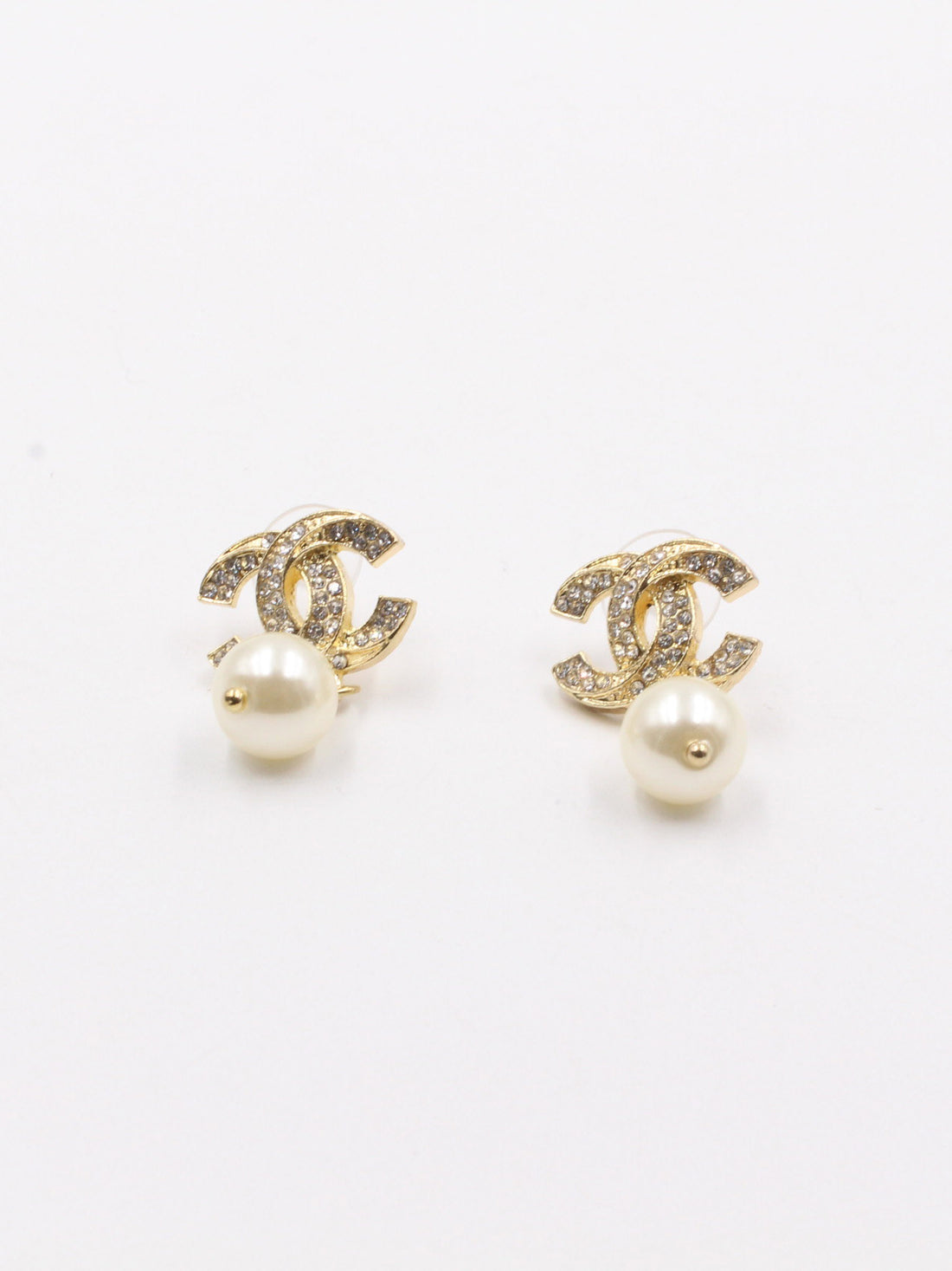 حلق شانيل لولو بيق ستون حلق chanel