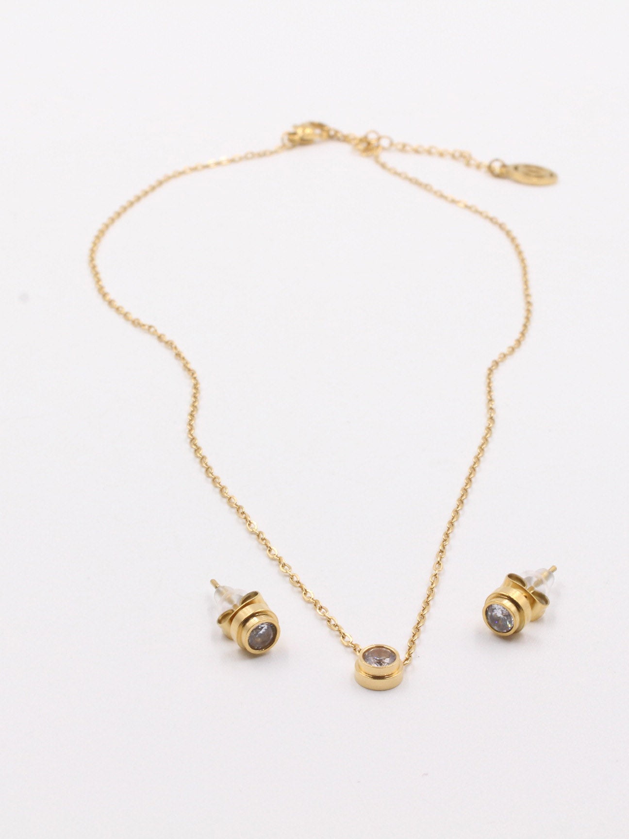 طقم كارتير فص ناعم ذهبي اطقم CARTIER