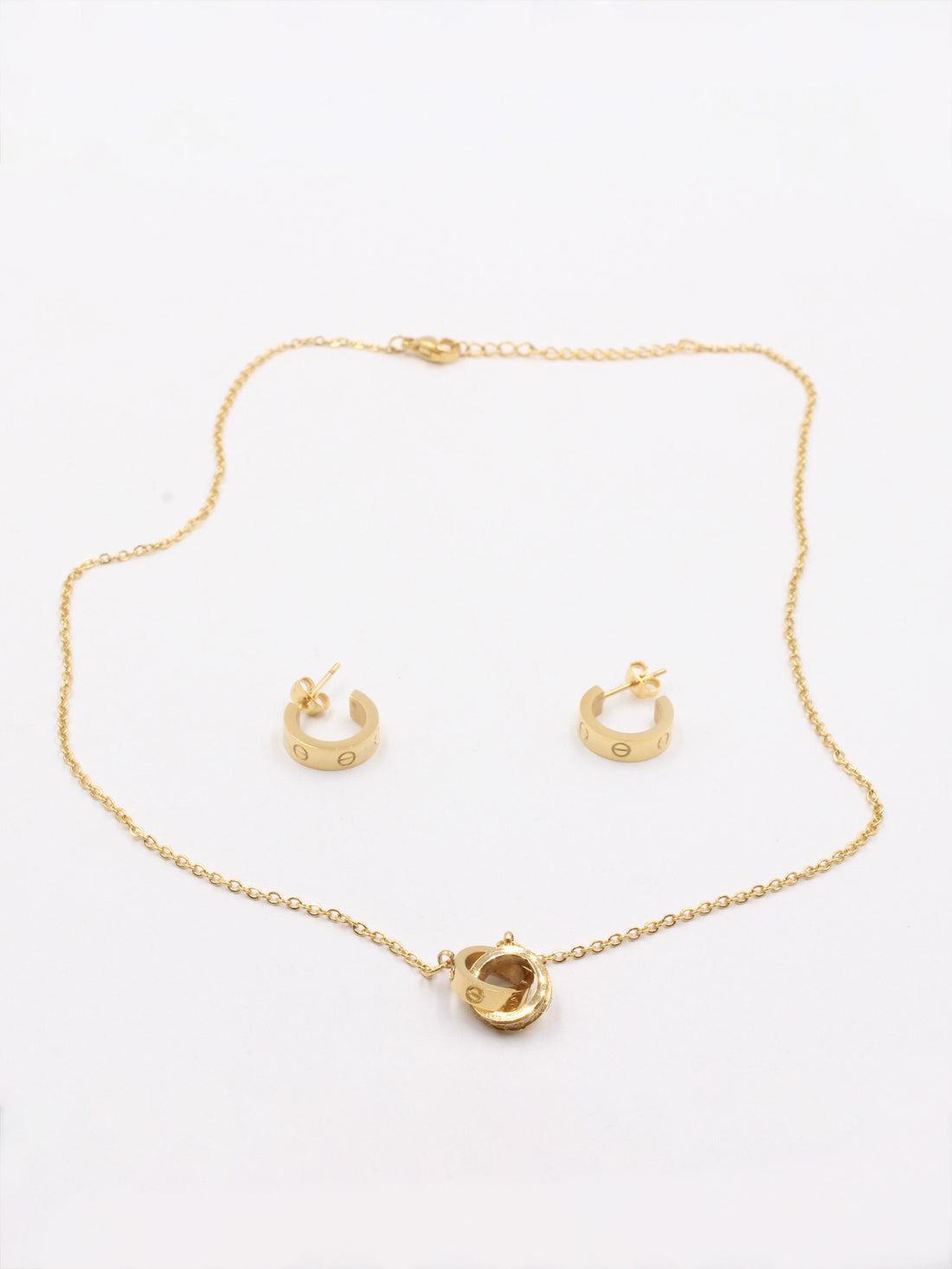 طقم كارتير ناعم زركون ذهبي اطقم CARTIER ذهبي