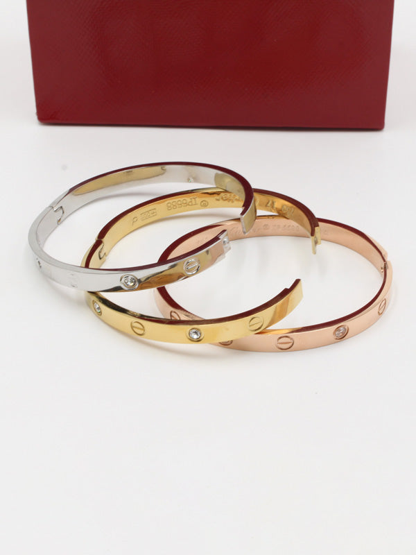 اساور كارتير الجديده زركون لوقو طقم 3 قطع اسواره CARTIER