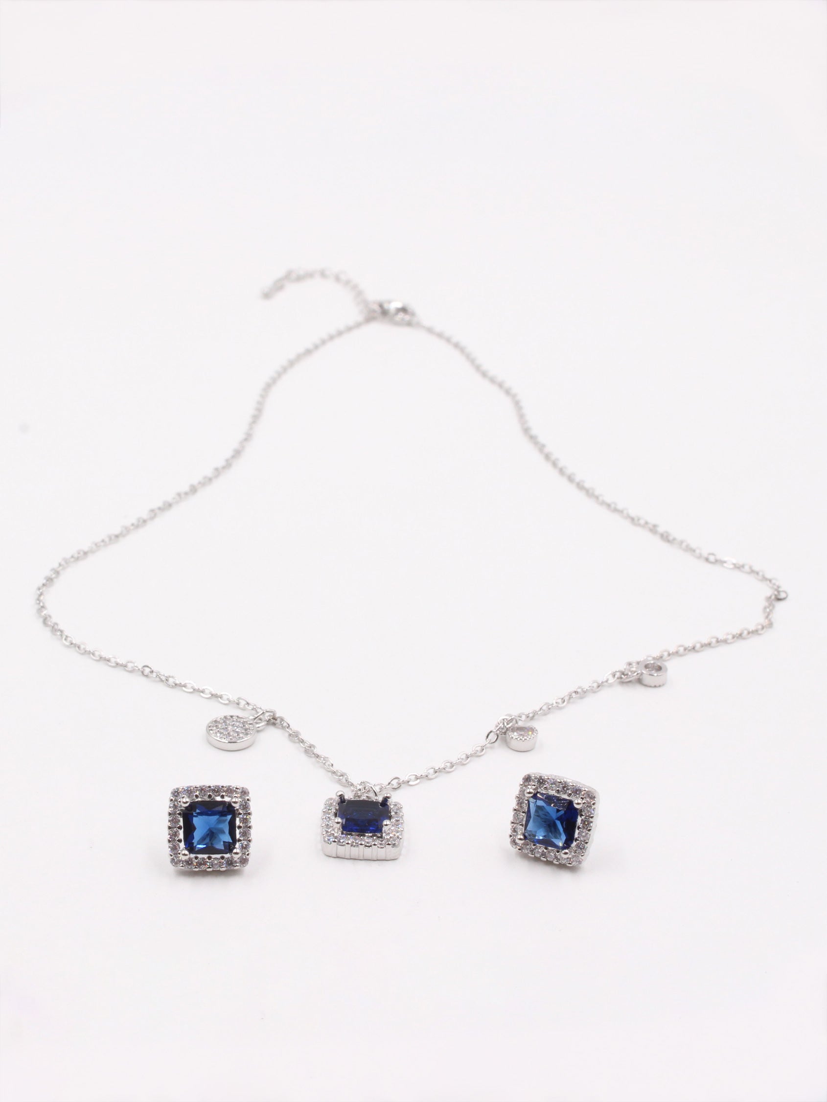 طقم زركون ناعم مربع اطقم jewel ازرق فضي