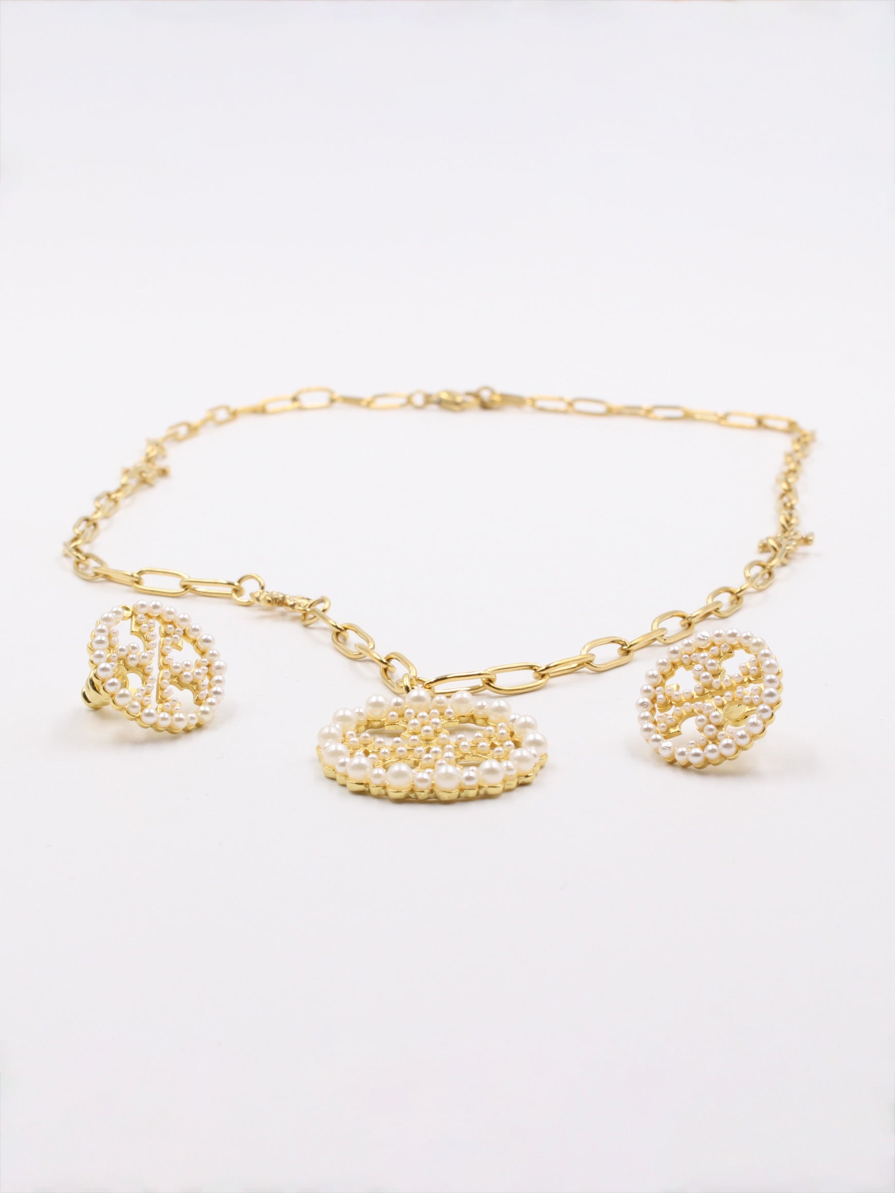 طقم توري بورش لولو ذهبي اطقم tory burch