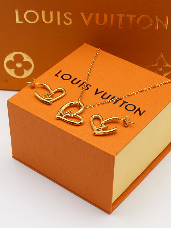 طقم لويس فيتون 2 هارت قولد سلسال louis vuitton