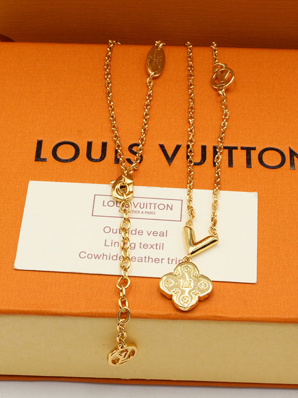 سلسال لويس فيتون في زركون لوقو سلسال louis vuitton