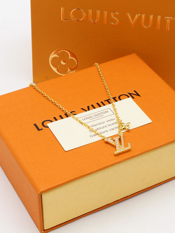 سلسال لويس فيتون بيرل لوقو سلسال louis vuitton