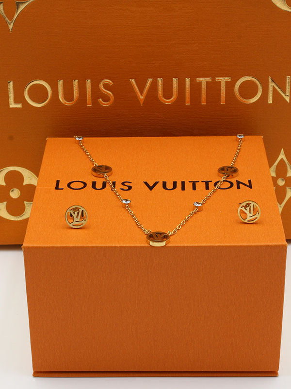 طقم لويس فيتون 2 قطع ناعم ذهبي اطقم louis vuitton