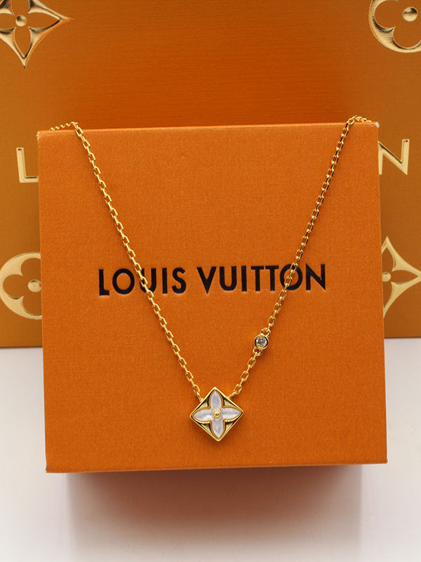 سلسال لويس فيتون سكوير وايت لوقو سلسال louis vuitton