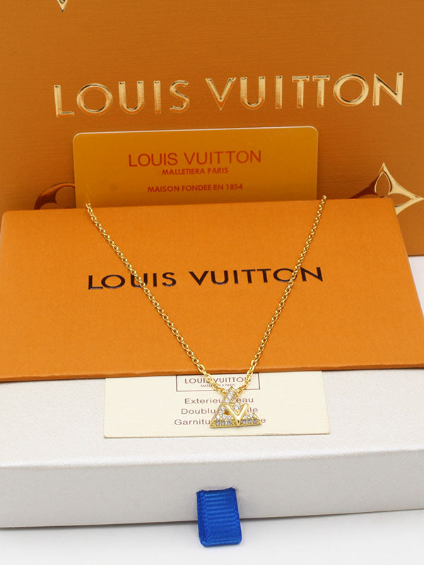 سلسال لويس فيتون نيو لوقو سلسال louis vuitton ذهبي