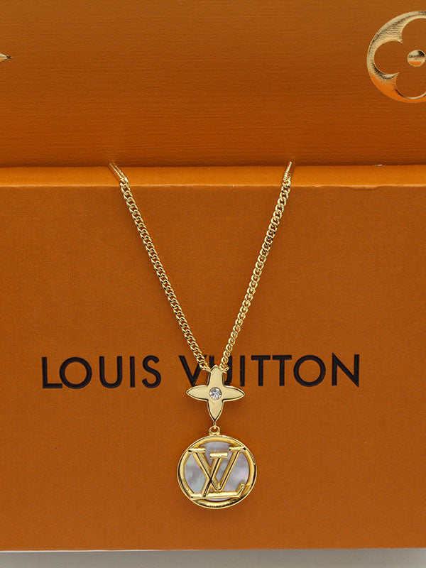 سلسال لويس فيتون وايت شيل مدور لوقو سلسال louis vuitton