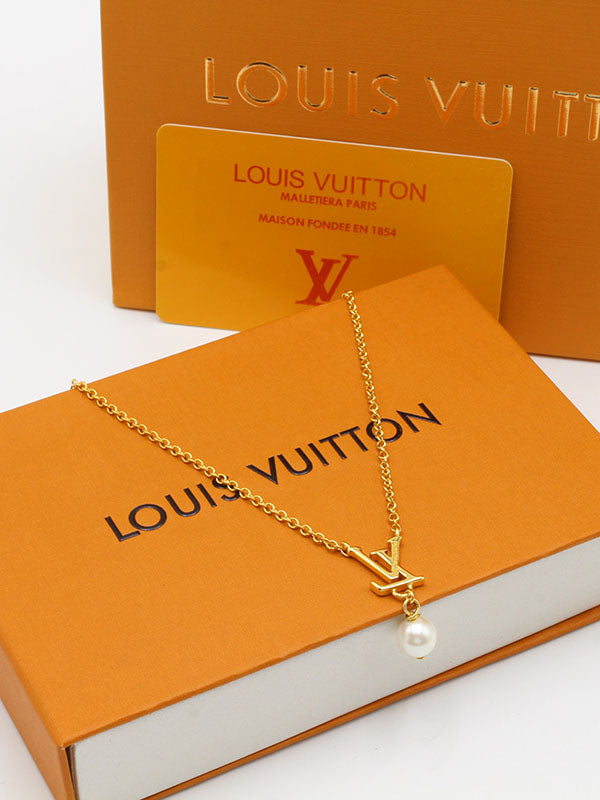 سلسال لويس فيتون بيرل نيو لوقو سلسال louis vuitton