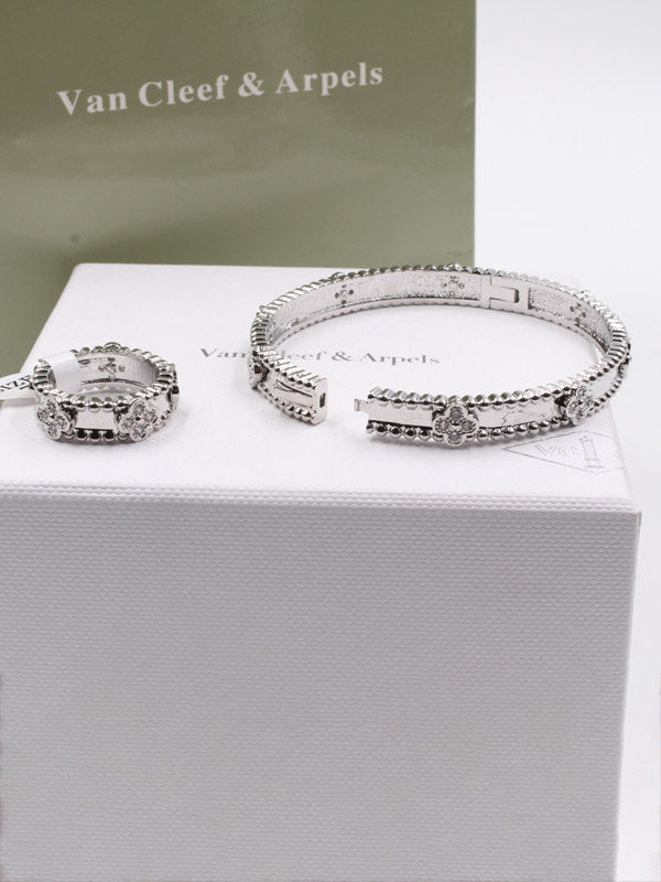 اسواره فان كليف بانقل زركون مع خاتم اسواره van cleef
