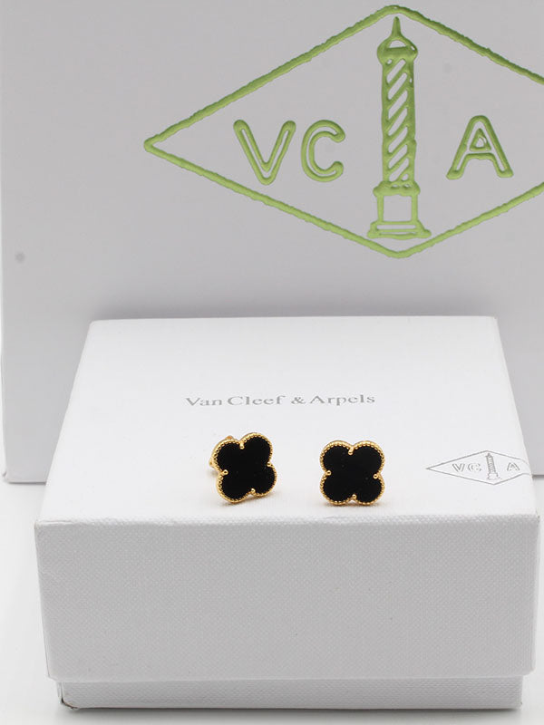 حلق فان كليف وسط لوقو حلق van cleef