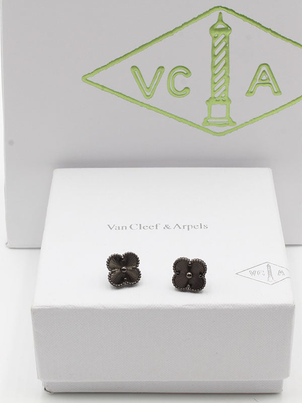 حلق فان كليف وسط لوقو حلق van cleef