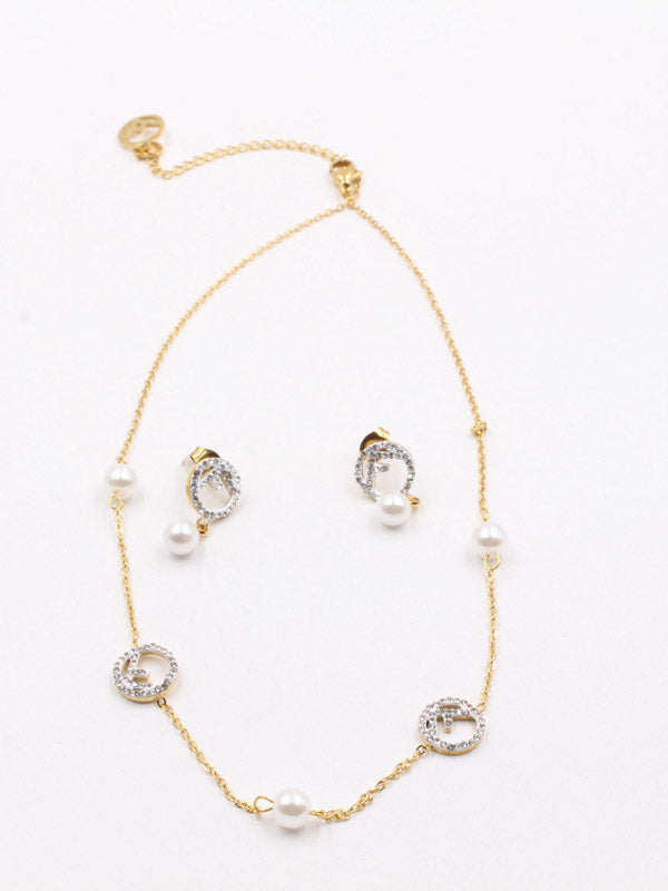 طقم فندي لولو لوقو اطقم fendi ذهبي