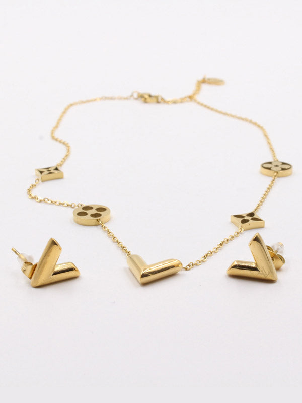 طقم لويس فيتون حرف V اطقم louis vuitton