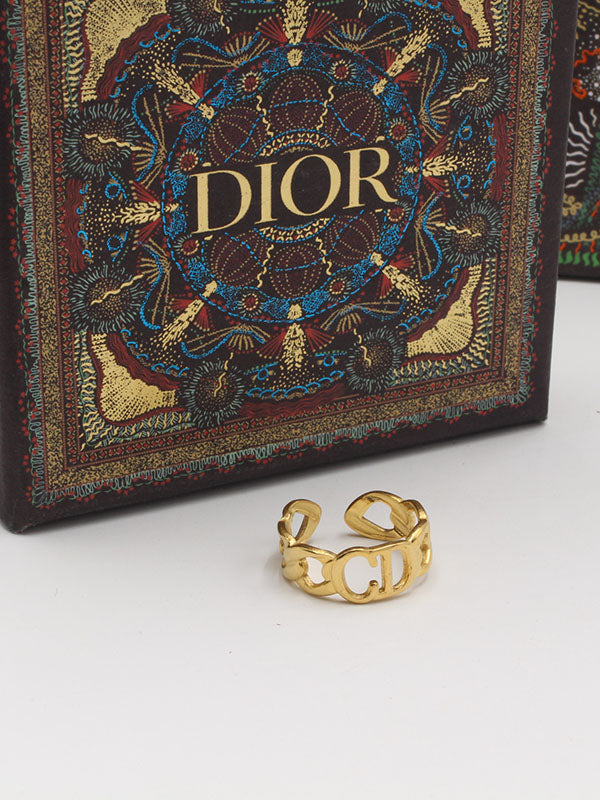 خاتم ديور سي دي ذهبي خواتم dior ذهبي