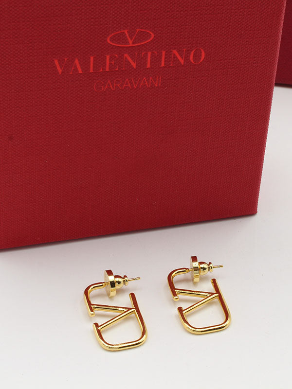 حلق فالنتينو ميتال وسط لوقو حلق VALENTINO ذهبي