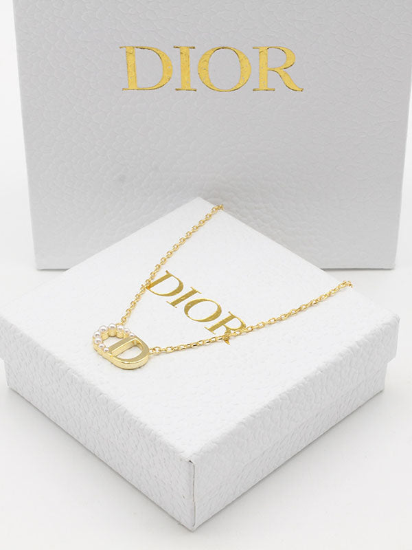 سلسال ديور سايد بيرل لوقو سلسال dior