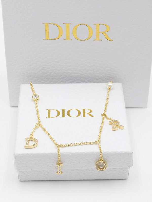 سلسال ديور لوقو تشوكر سلسال dior ذهبي